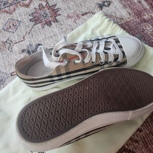 Burberry Shoes